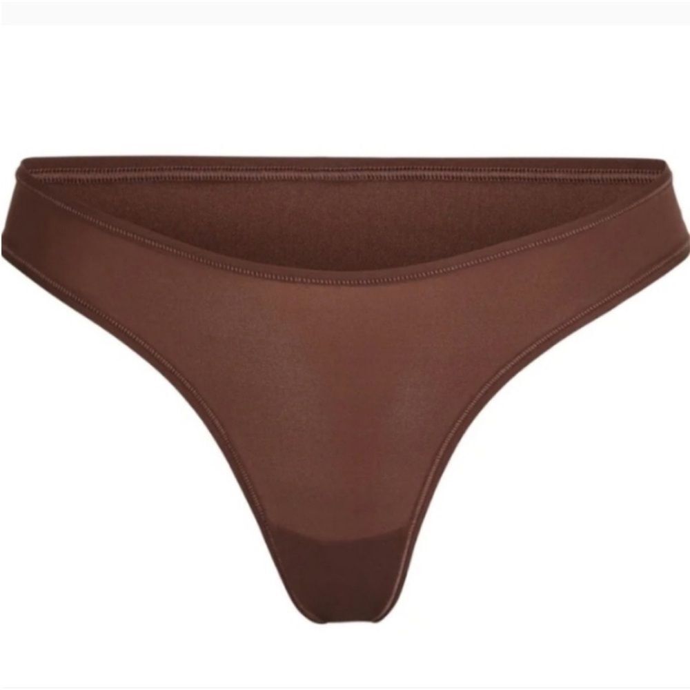 Skims NWT Fits Everybody high waisted Thong Cocoa Size XS